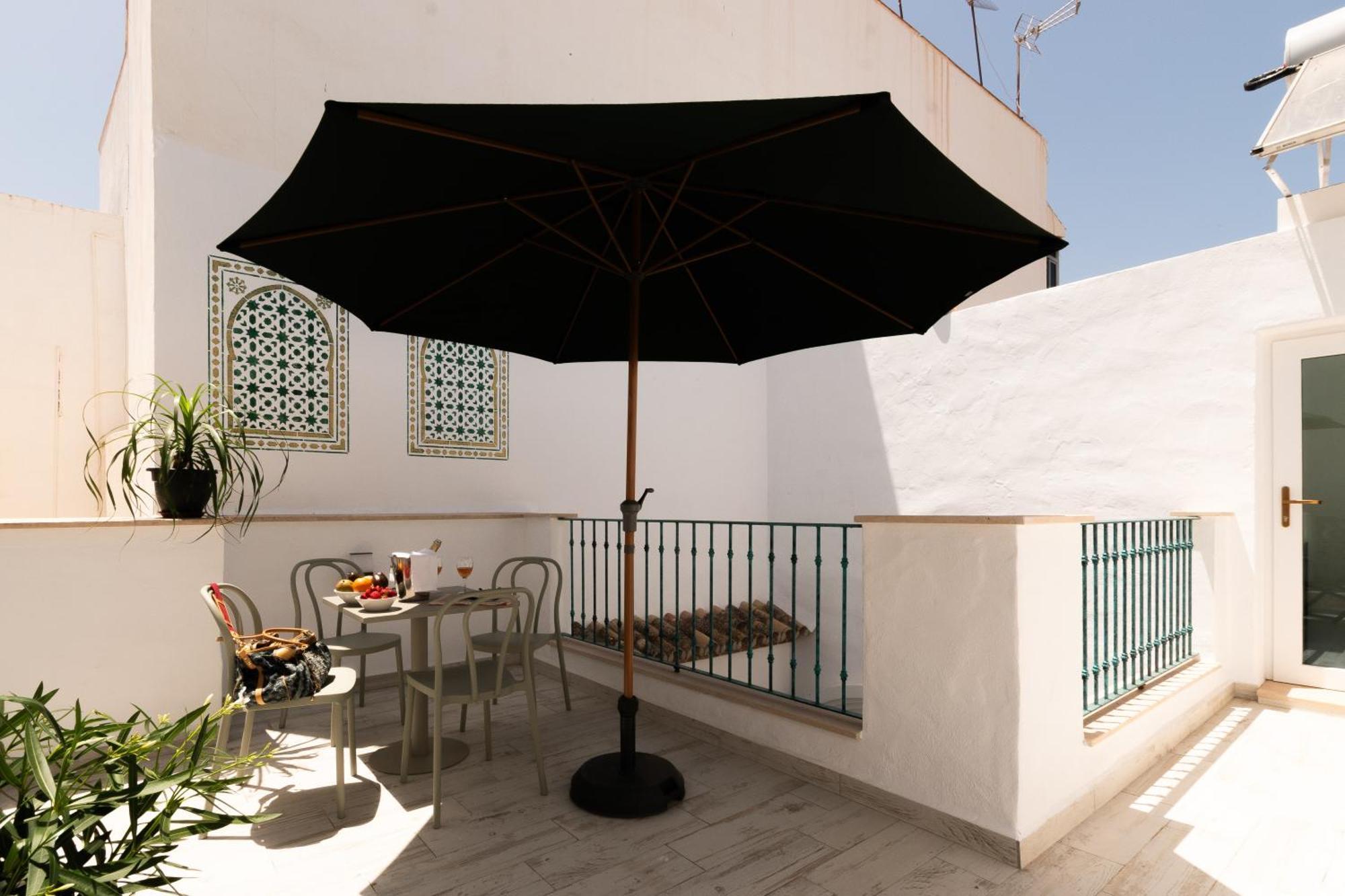 Casa Esmeralda - Luxury Boutique Apartments Old Town Estepona Ngoại thất bức ảnh