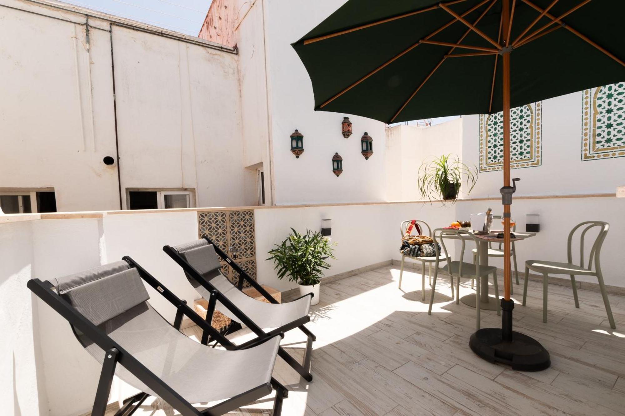 Casa Esmeralda - Luxury Boutique Apartments Old Town Estepona Ngoại thất bức ảnh