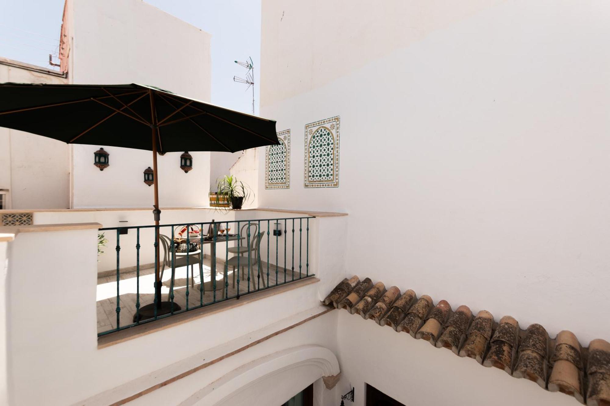 Casa Esmeralda - Luxury Boutique Apartments Old Town Estepona Ngoại thất bức ảnh