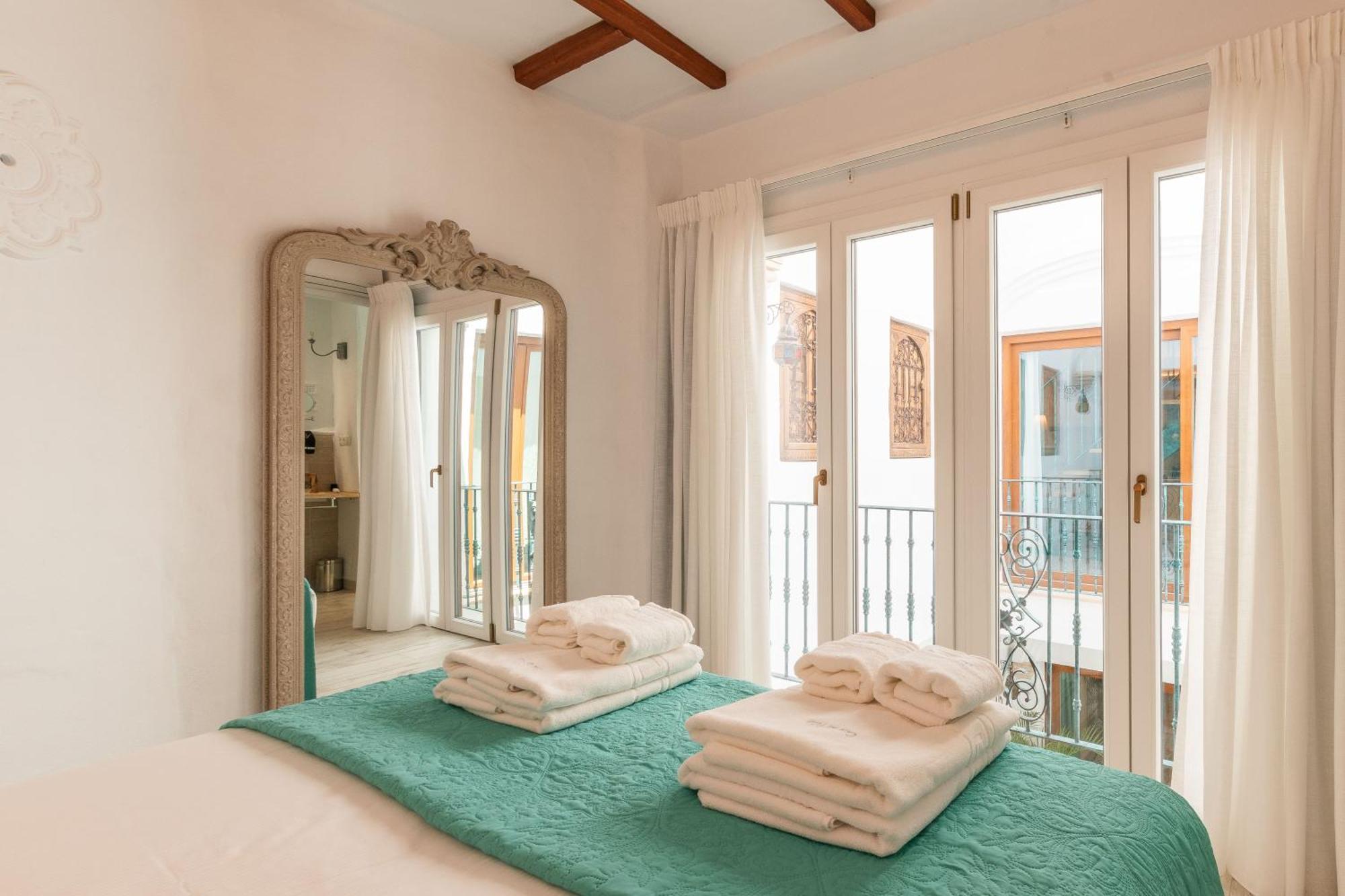 Casa Esmeralda - Luxury Boutique Apartments Old Town Estepona Ngoại thất bức ảnh