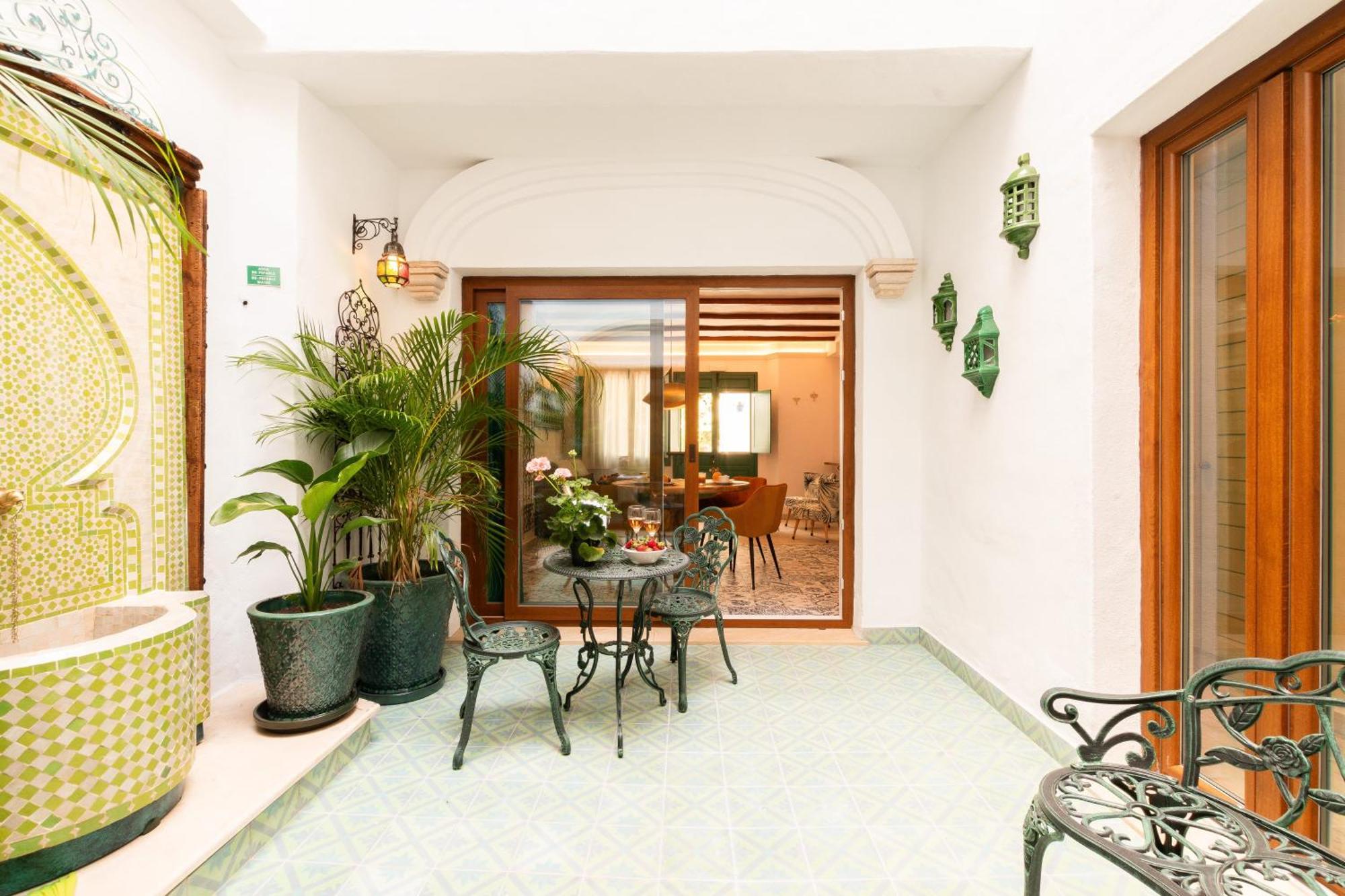 Casa Esmeralda - Luxury Boutique Apartments Old Town Estepona Ngoại thất bức ảnh